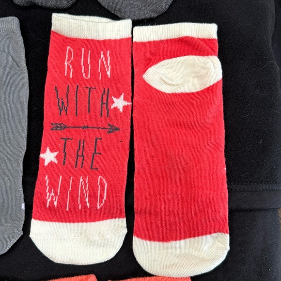 Women’s -  Animal Themed- Low-Cut Socks - Picture 6 of 9